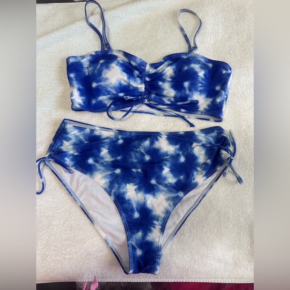 SHEIN Blue and White Bikini Set